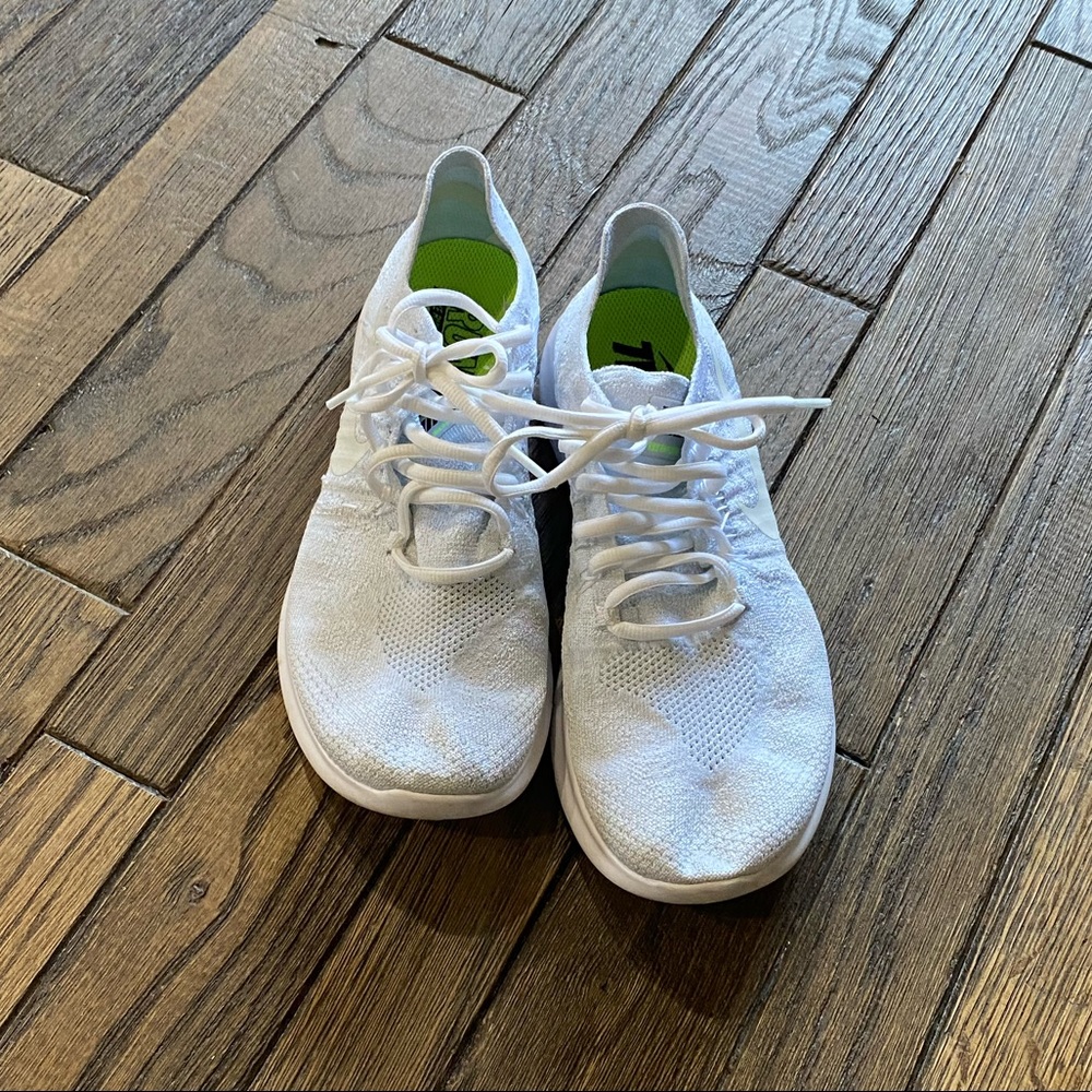 Nike tennis shoes